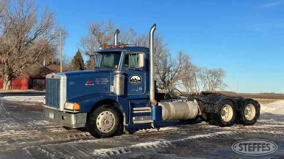 1990 Peterbilt 377 Conventional Truck without Sleeper