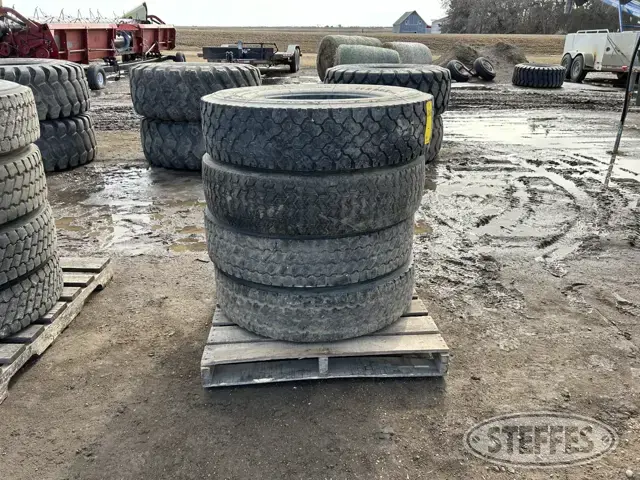 (4) Aeolus HN 11R22.5 tires