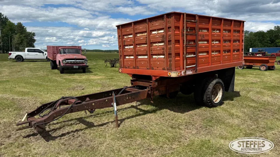 Shop-built single axle dump trailer End Dump Trailer