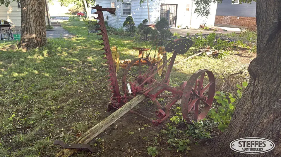 Deering New ideal Horse Drawn