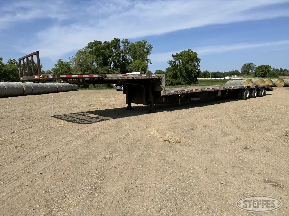 2009 Doonan Step Deck Trailer