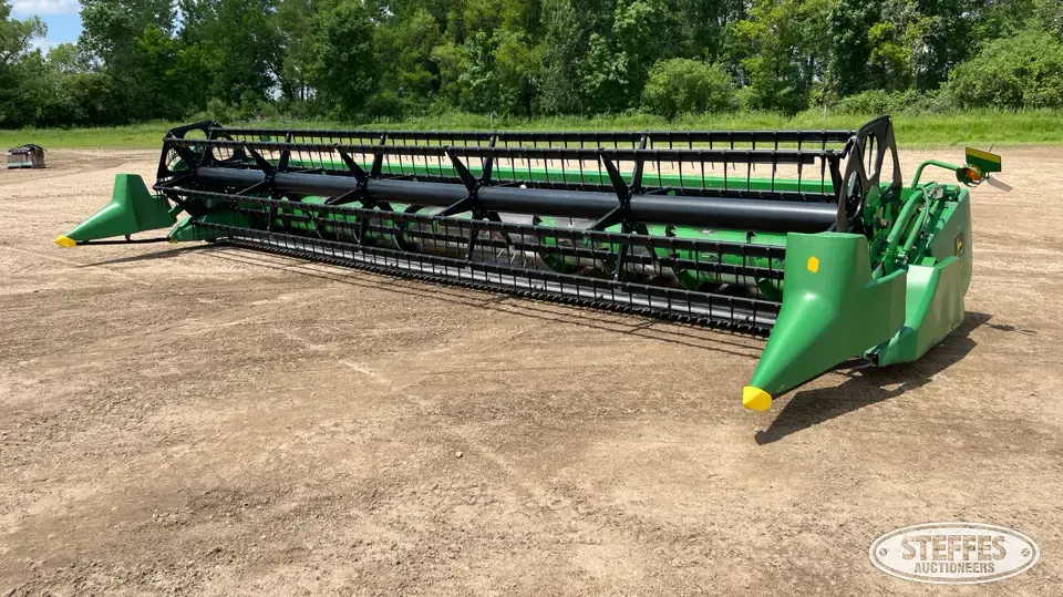 2000 John Deere 925F Flex Head