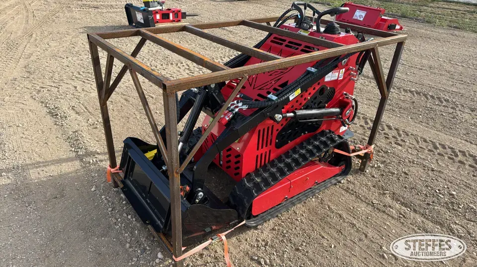 SDLanch SSL60 Tracked Skid Steer