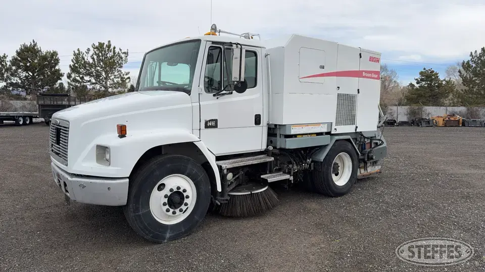 Elgin Broom Bear on 2002 Freightliner FL70 Specialty Truck