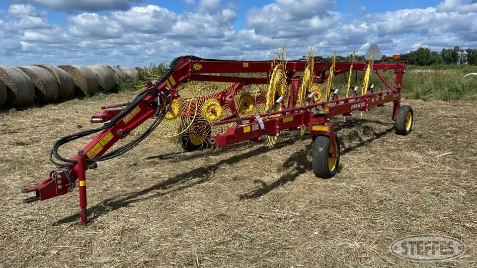 2017 New Holland DuraVee 1225 Rake