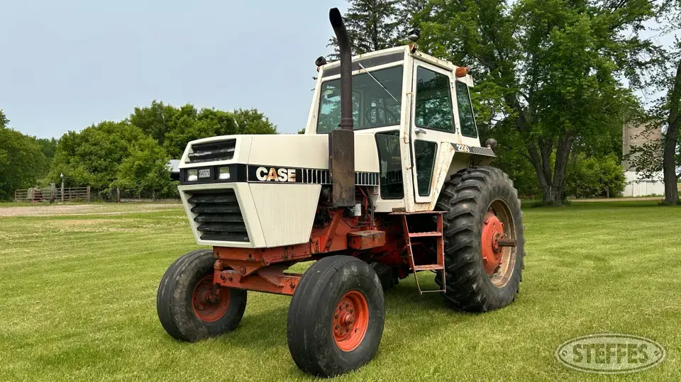 1979 Case 2290 2WD Tractor