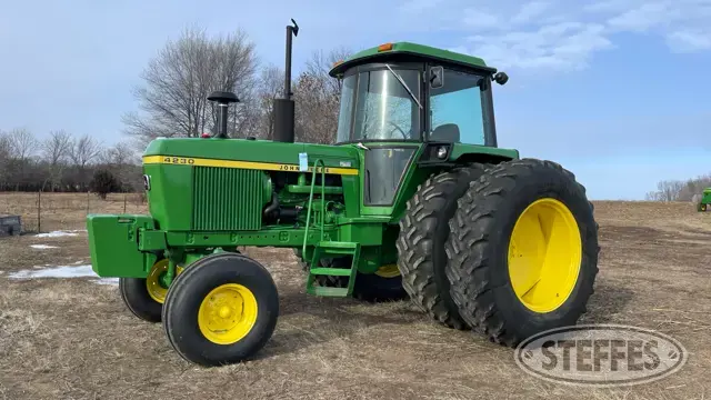 1977 John Deere 4230