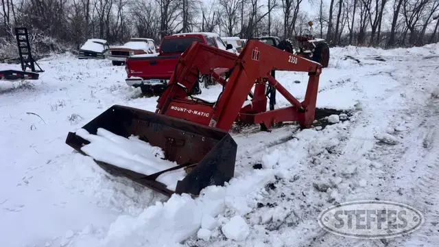 Case IH 2350 Mount-O-Matic
