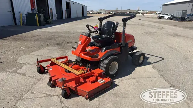 2009 Kubota F3080