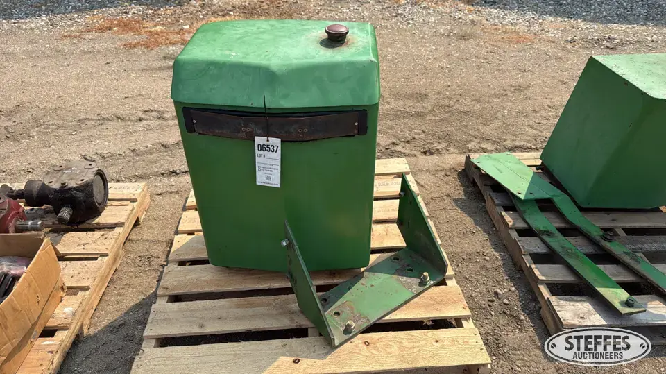 John Deere 4455 aux. fuel tank Tractor Part