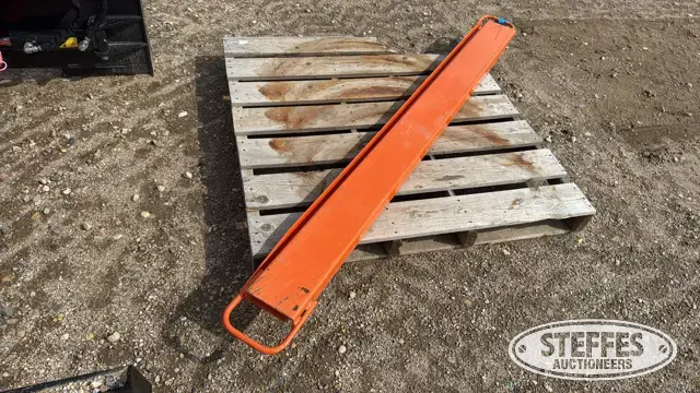 Pallet fork extensions