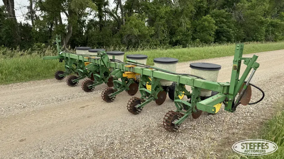 John Deere 71 Less Than 12 Row Planter