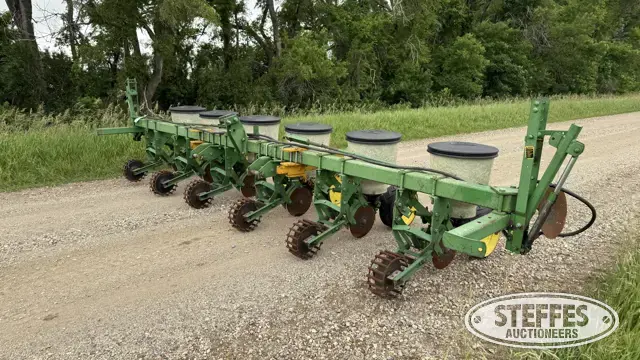John Deere 71