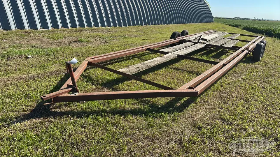 Donahue Flatbed Trailer