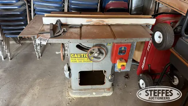 Rockwell table saw