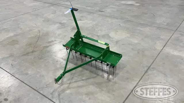 John Deere Dethatcher