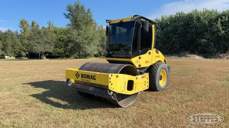 2016 Bomag BW177D-5 Self-Propelled Smooth Drum Compactor
