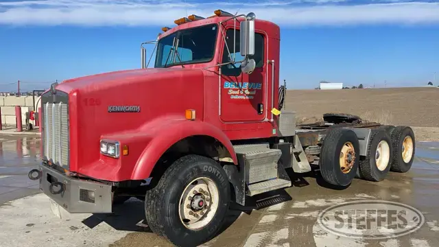 1996 Kenworth T800