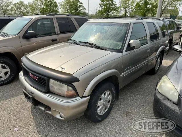 2002 GMC Envoy XL SLE