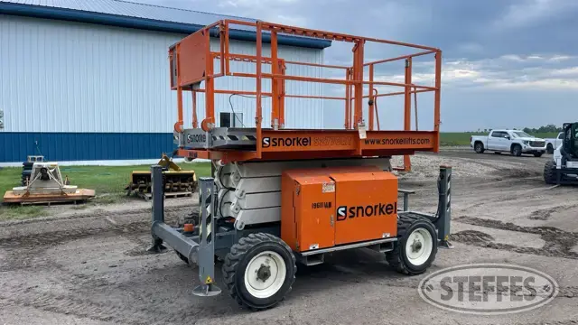 2016 Snorkel S2770RT