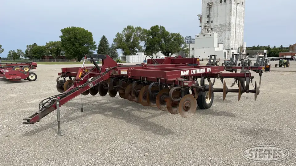 M&W 1875 Earthmaster Ripper