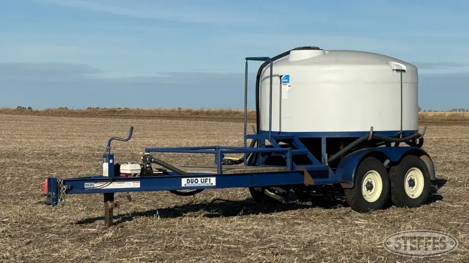 DuoLift tandem axle water caddy