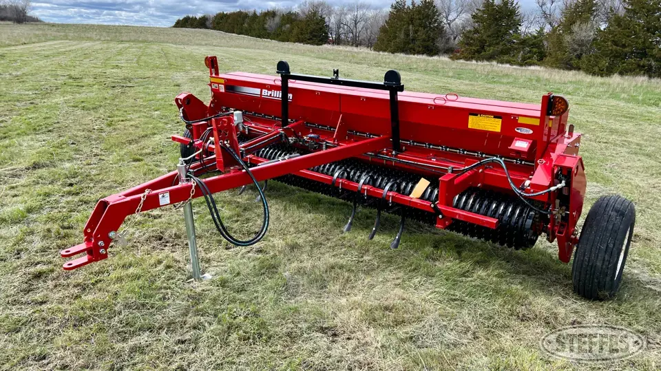 2022 Brillion Sure Stand SS12 Air Drills and Air Seeder