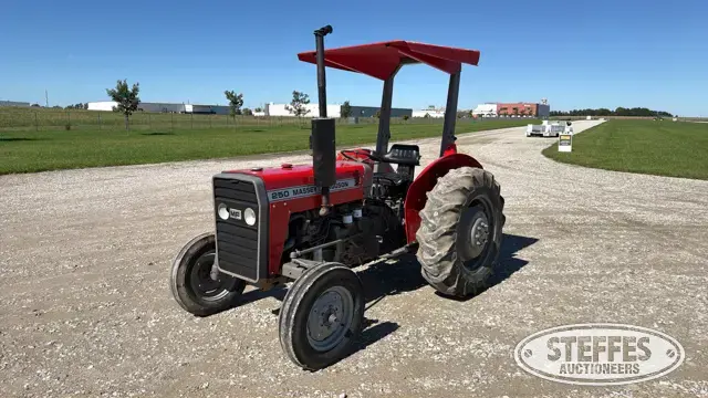 1986 Massey Ferguson 250