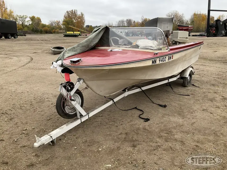 1968 Chrysler Boat