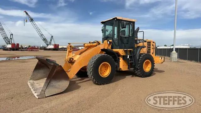 2013 Hyundai HL757XTD-9E