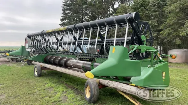 1997 John Deere 925
