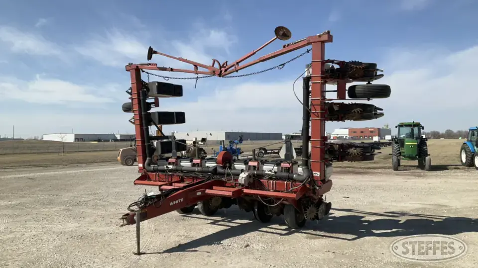 White 6100 12 or More Row Planter