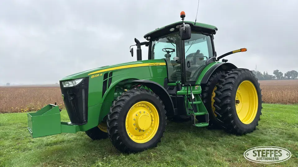 2013 John Deere 8235R MFWD Tractor