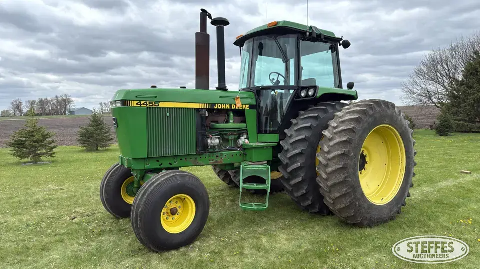 1991 John Deere 4455 2WD Tractor