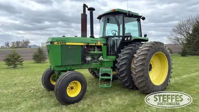 1991 John Deere 4455