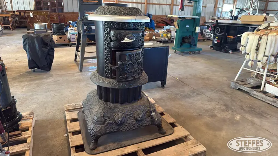 Antique parlor stove Collectibles-Other