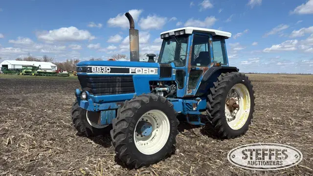 1990 Ford 8830