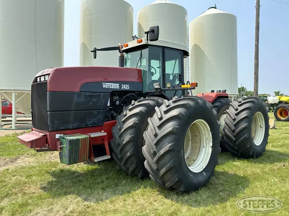 2003 Buhler Versatile 2425 4WD Tractor