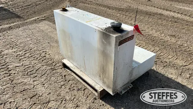 Fuel transfer tank
