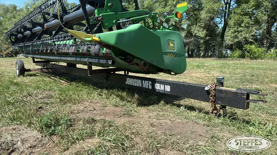 Johnson Mfg. single axle header trailer