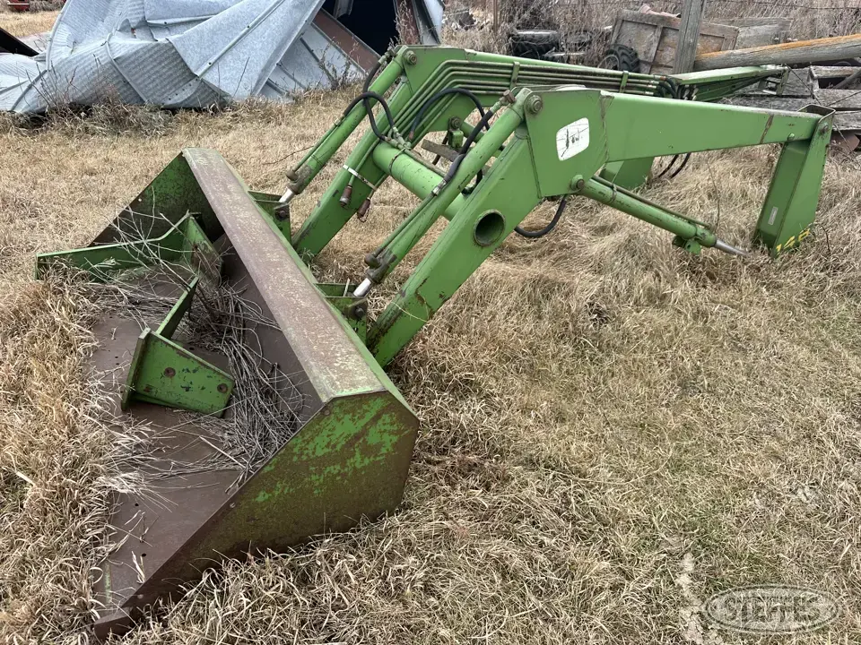 John Deere 146 Wheel Loader