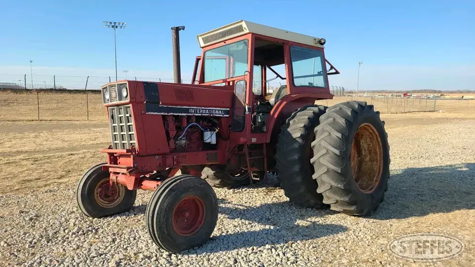 1979 International 1466 2WD Tractor