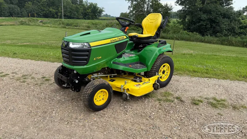 2021 John Deere X734 Lawn Tractor