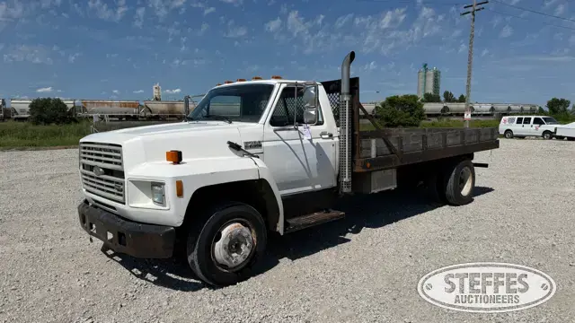 1989 Ford F700
