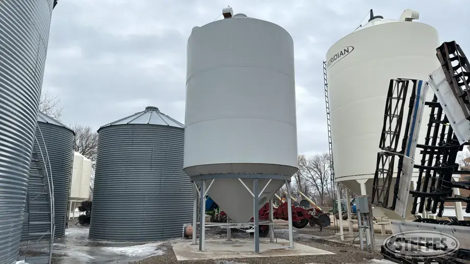 Lorrich 150-17AF Hopper Bin