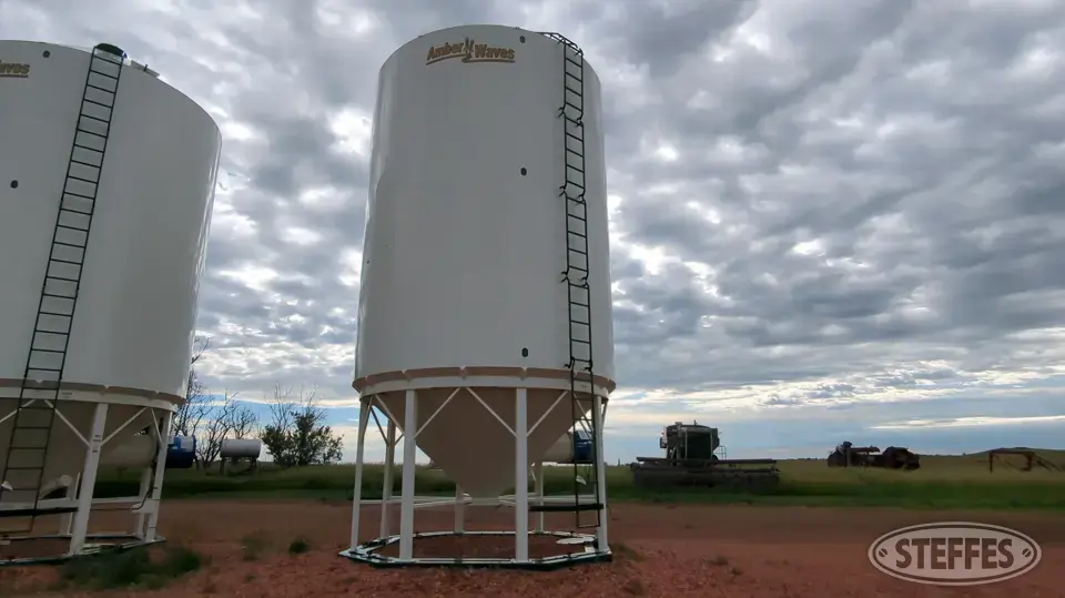 Amber Waves Hopper Bin