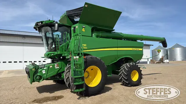 2024 John Deere S790