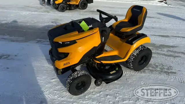 2024 Cub Cadet LT42