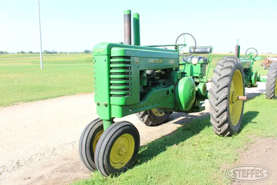 1948 John Deere A Collectible Show Tractors-Stationary Engine