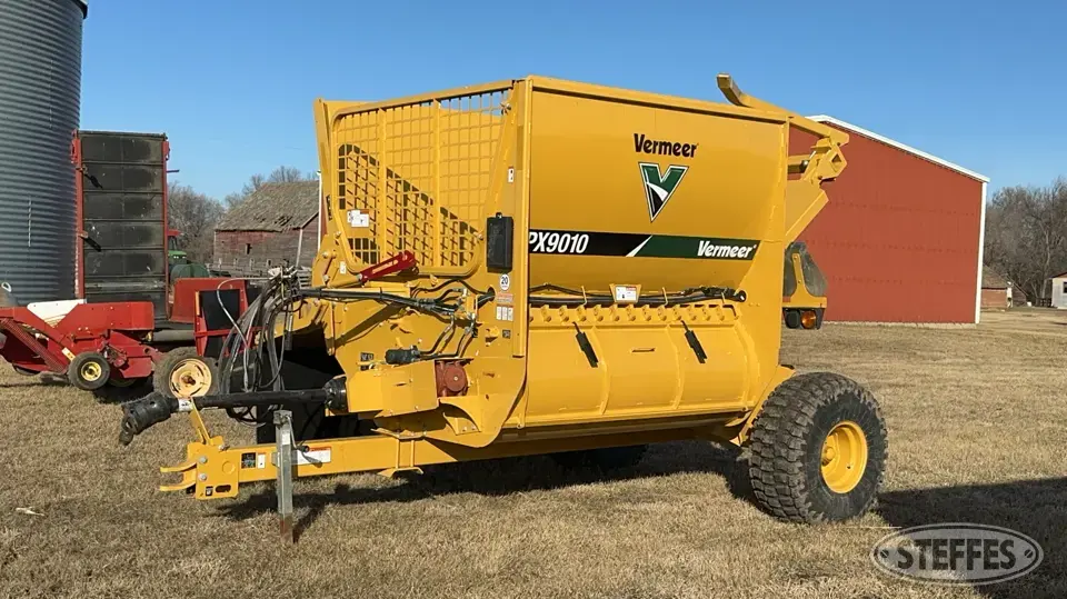 2021 Vermeer BPX9010 Forage Processing